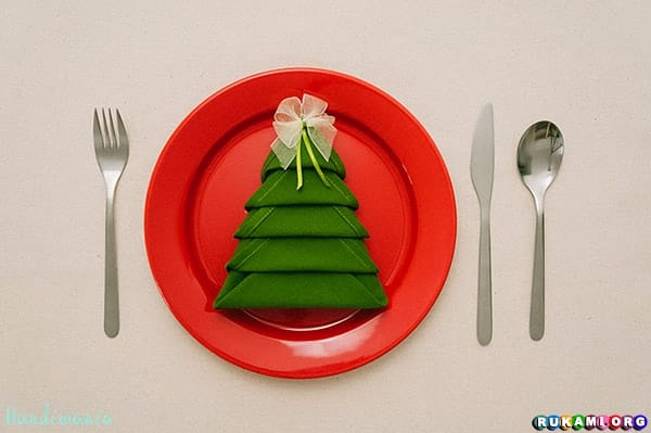 christmas-tree-napkin-fold18