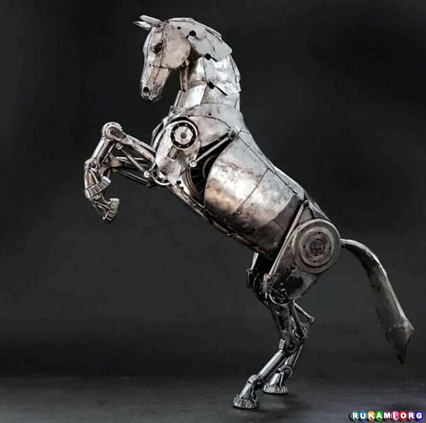 metal_horse_sculpture_-__rearing